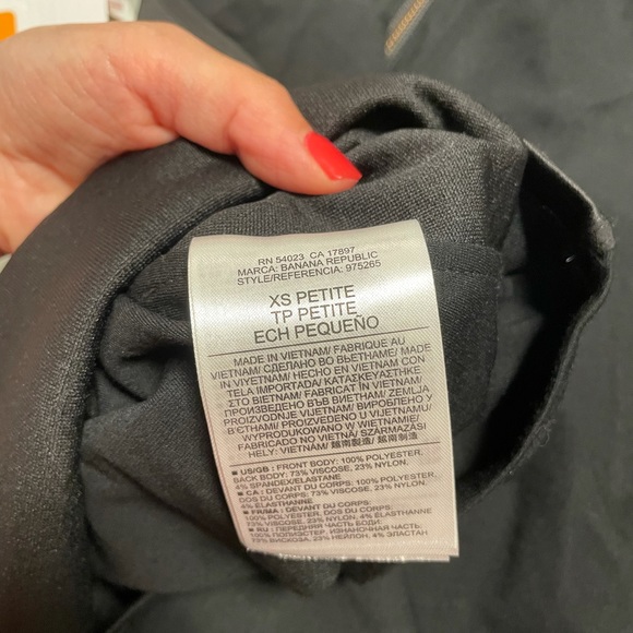 Banana Republic Tank Top - Picture 3 of 3